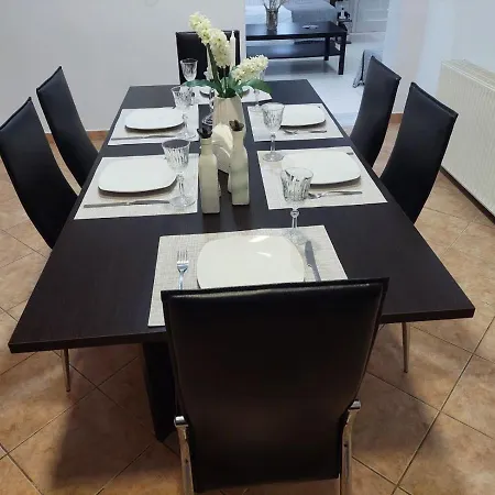 בית נופש Zeta's House