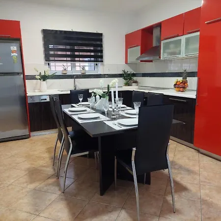 Zeta's House בית נופש אליקאנאס