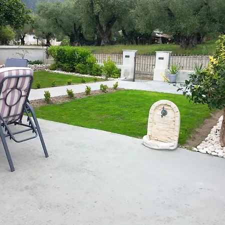 Zeta's House בית נופש אליקאנאס